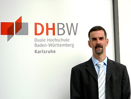 seit Mai 2023 ist Prof. Dr. Göttle an der DHBW Karlsruhe